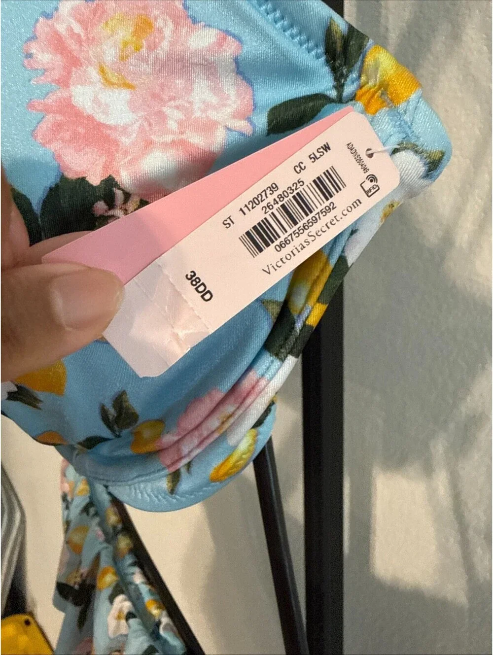NWT Victoria's Secret Floral Print Bikini Ruffle Straps & Ruffle Waist 38DD & XL
